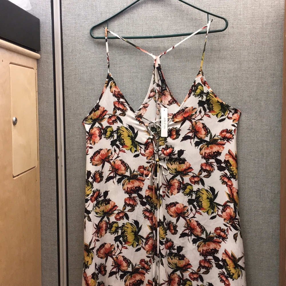 Long, sleeveless dress